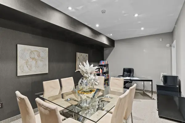 Barrie, ON L4N 2V1,44 FERNDALE DR S #412