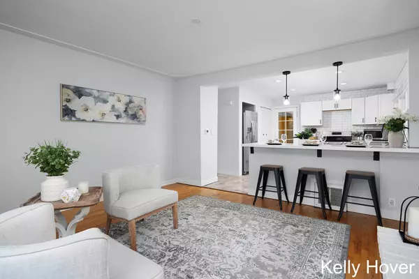 Grand Rapids, MI 49507,858 Walsh ST SE