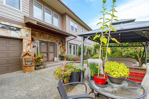 Saanich, BC V8Z 5H4,4050 Santa Maria Ave