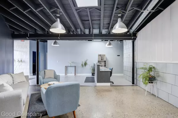 Royal Oak, MI 48067,628 E PARENT AVE #103