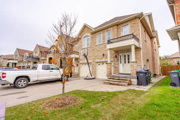 Mississauga, ON L5N 7A2,3670 Banff CT