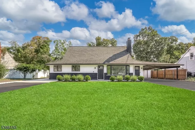 Pompton Lakes Boro, NJ 07442,15 Spruce Rd