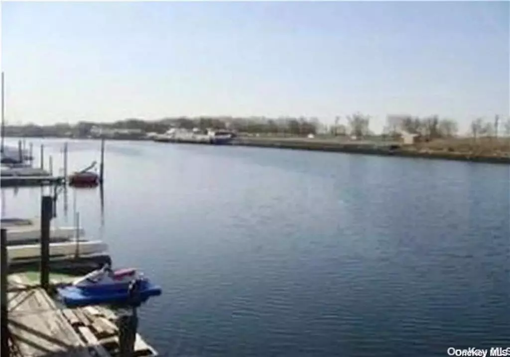 Brooklyn, NY 11234,2220 National DR