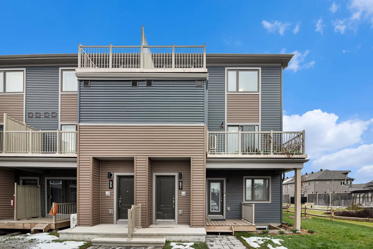 Orleans - Cumberland And Area, ON K4A 5S7,57 Dashing Private