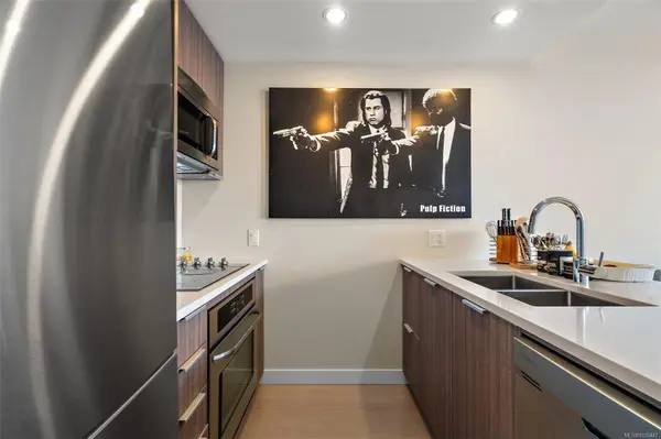 Victoria, BC V8W 0C8,728 Yates St #610