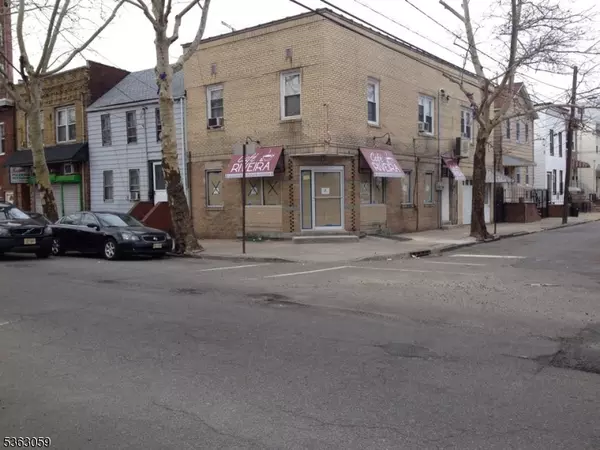 241 Adams St, Newark City, NJ 07105