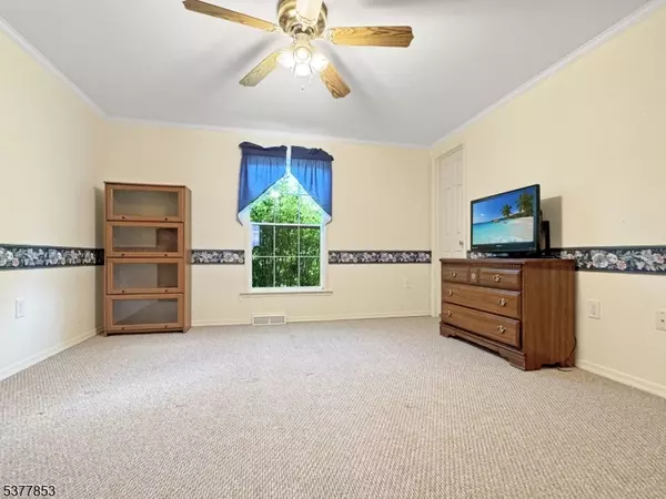 White Twp., NJ 07823,3 Stonehill Lane