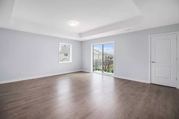 Orleans - Cumberland And Area, ON K4A 5S7,57 Dashing Private