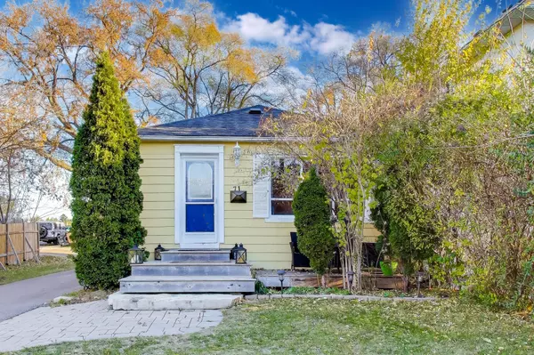 71 Mississauga RD N, ON L5H 2H9