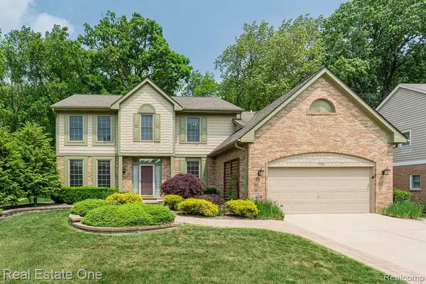 730 WOODFIELD WAY, Rochester Hills, MI 48307