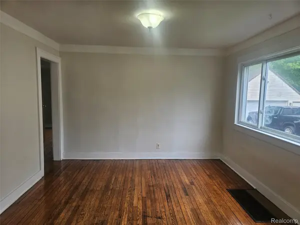 Ecorse, MI 48229,4634 8th ST