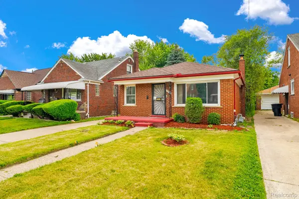 Detroit, MI 48205,19161 Joann ST