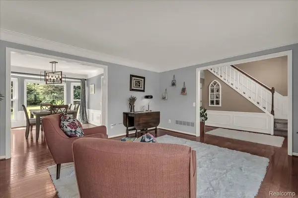 Rochester Hills, MI 48307,1212 Harvard DR