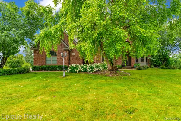 Grand Blanc, MI 48439,11656 Kings Colony