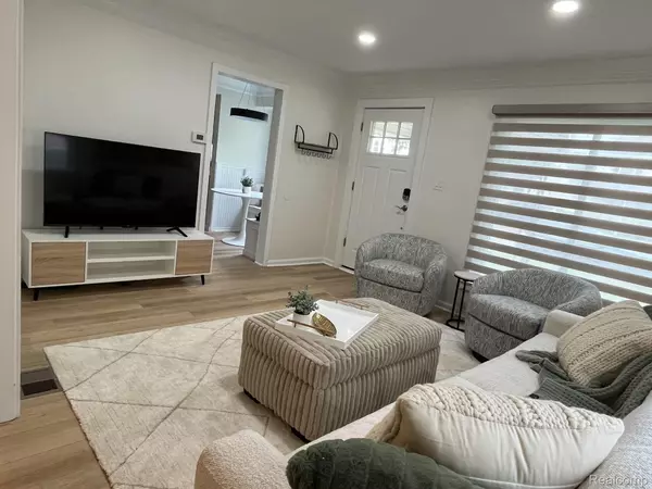 Royal Oak, MI 48073,3338 PRAIRIE AVE