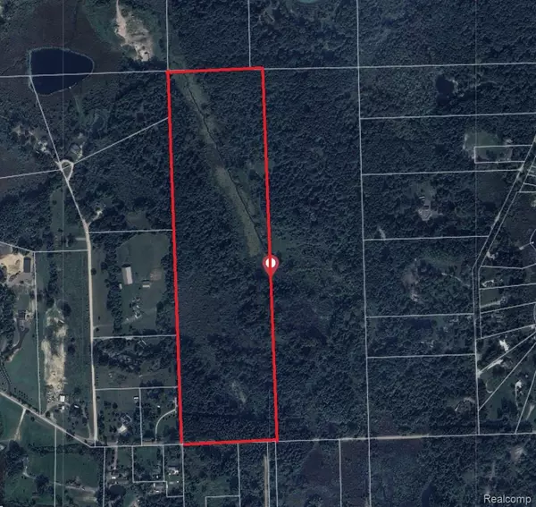 002 Demode, Holly, MI 48442