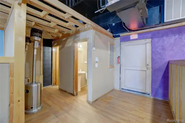 MI 48205,19612 SCHOENHERR ST