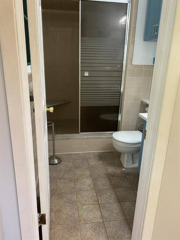 Fort Worth, TX 76112,7004 Meadowbrook Drive