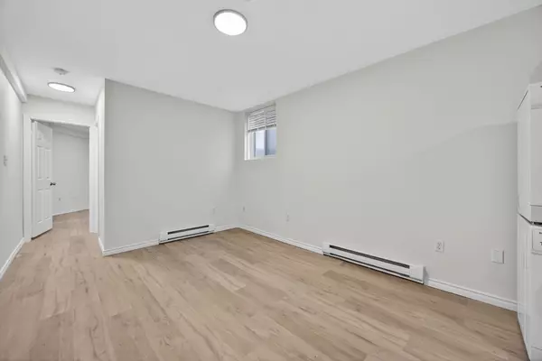 Barrie, ON L4N 0R3,158 Pringle DR #Lower