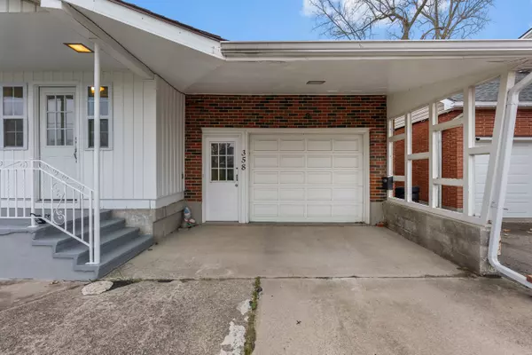 Fort Erie, ON L2A 1L9,358 Albany ST