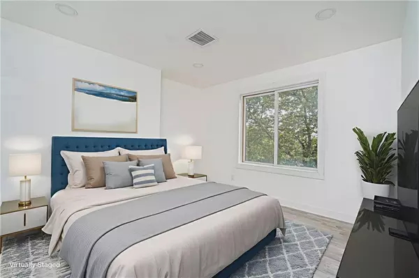 Brooklyn, NY 11235,3165 Emmons AVE #3I