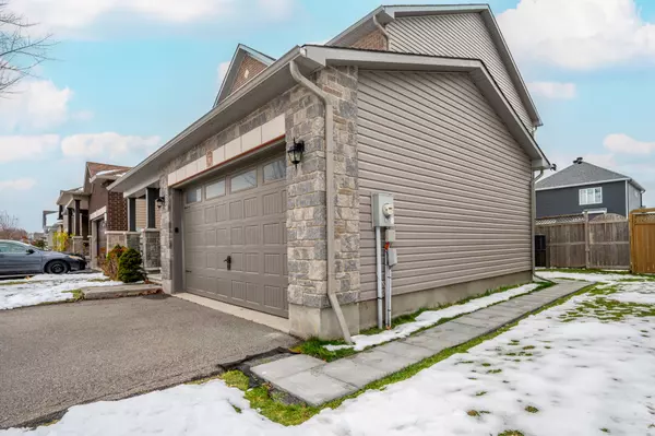 Russell, ON K0A 1W0,661 Bruxelles ST