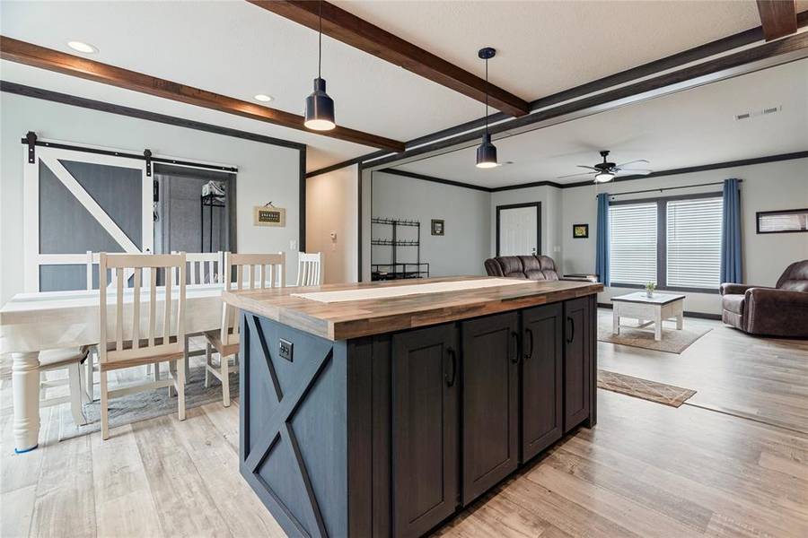 6848 Fm-2114, Hubbard, TX 76648