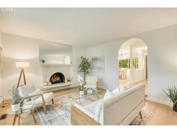 Lake Oswego, OR 97035,50 TOUCHSTONE