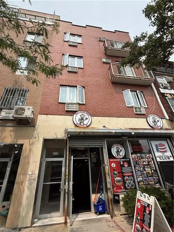 4018 8th AVE #3R, Brooklyn, NY 11232