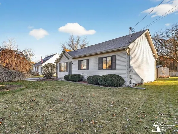 Lambertville, MI 48144,7010 Douglas RD