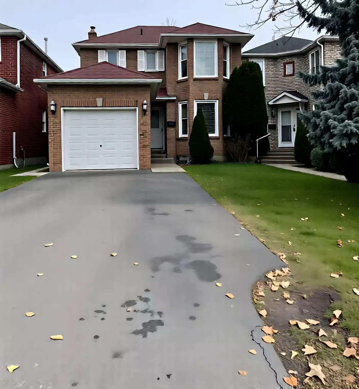 Toronto E10, ON M1C 3Z6,6 Scarbell DR