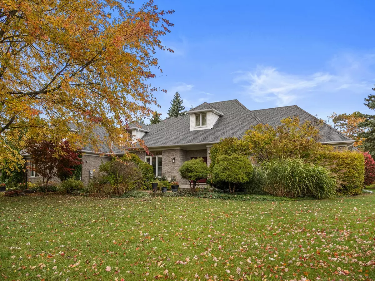 Puslinch, ON N0B 2J0,47 Fox Run DR