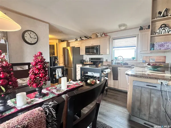 65 Sunrise ESTATES, Assiniboia, SK S0H 0B0