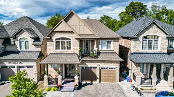 Whitby, ON L1P 0J2,141 AUCKLAND DR