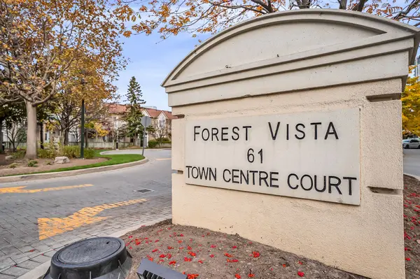 61 Town Centre CT #2103, Toronto E09, ON M1P 5C5