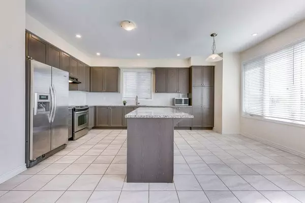 Caledon, ON L7C 4E4,52 Portman ST