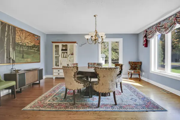 Manotick - Kars - Rideau Twp And Area, ON K4M 1E1,5593 Whitewood AVE S