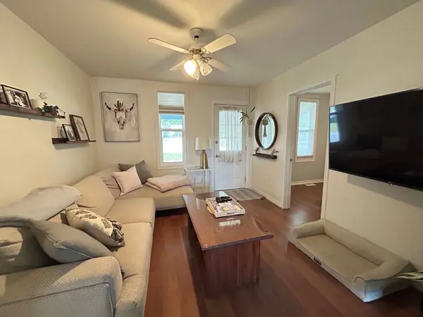 Tay, ON L0K 1R0,661 Fourth AVE