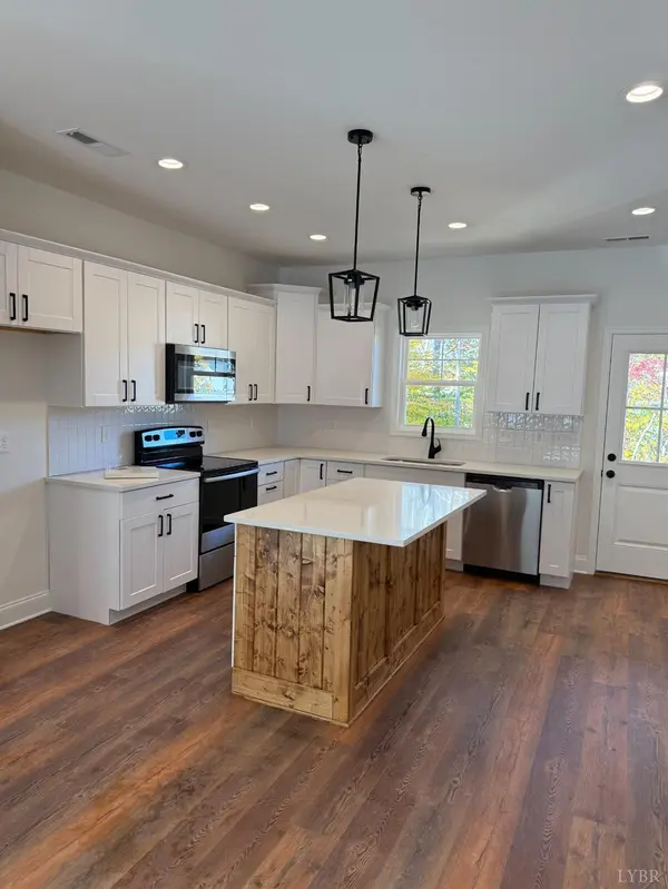 Lynchburg, VA 24502,110 Aaron Place