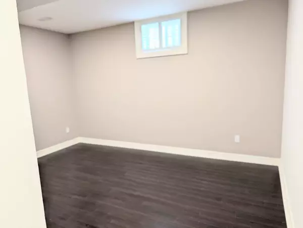 Richmond Hill, ON L4C 0C6,50 Direzze CT