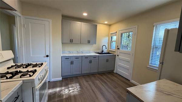 Dallas, TX 75224,530 Ryan Road