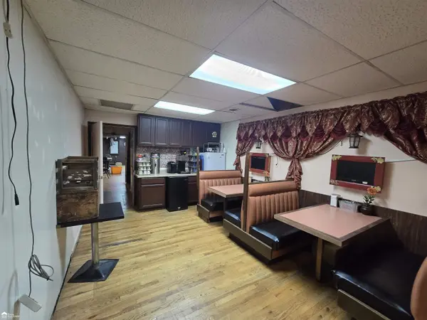 Clio, MI 48420,182 W Vienna ST