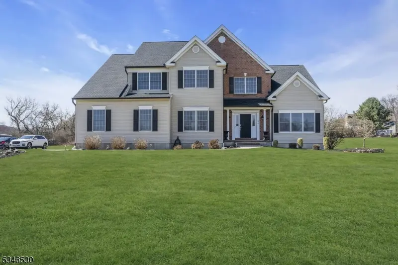 400 Bradford Lane, Greenwich Twp., NJ 08804