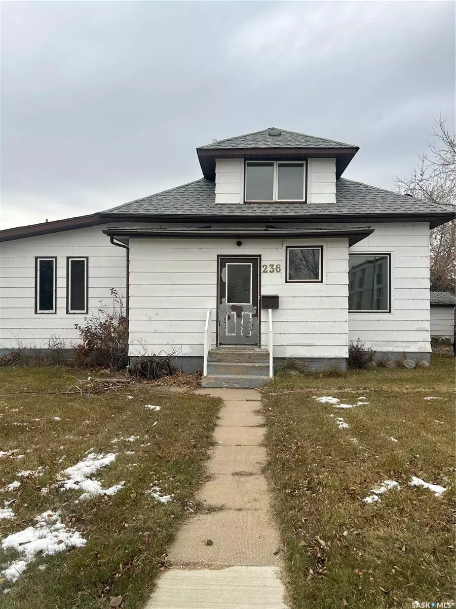 Prince Albert, SK S6V 0A1,236 12th STREET E