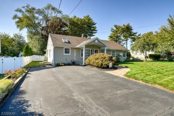 50 Leonard Ter, Wayne Twp., NJ 07470