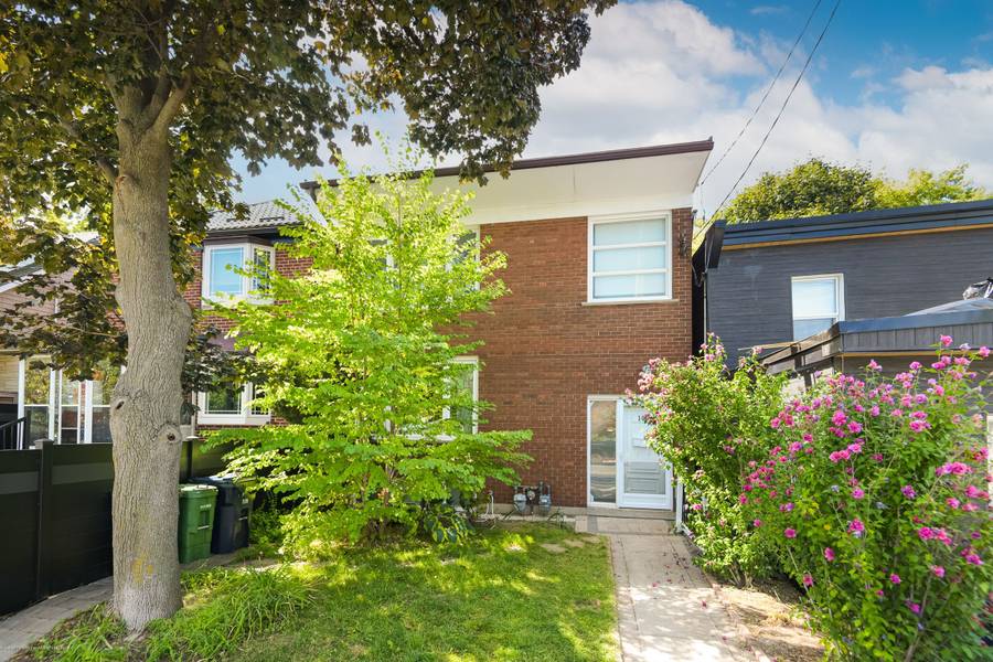 106 Main ST #main floor, Toronto E02, ON M4E 2V8