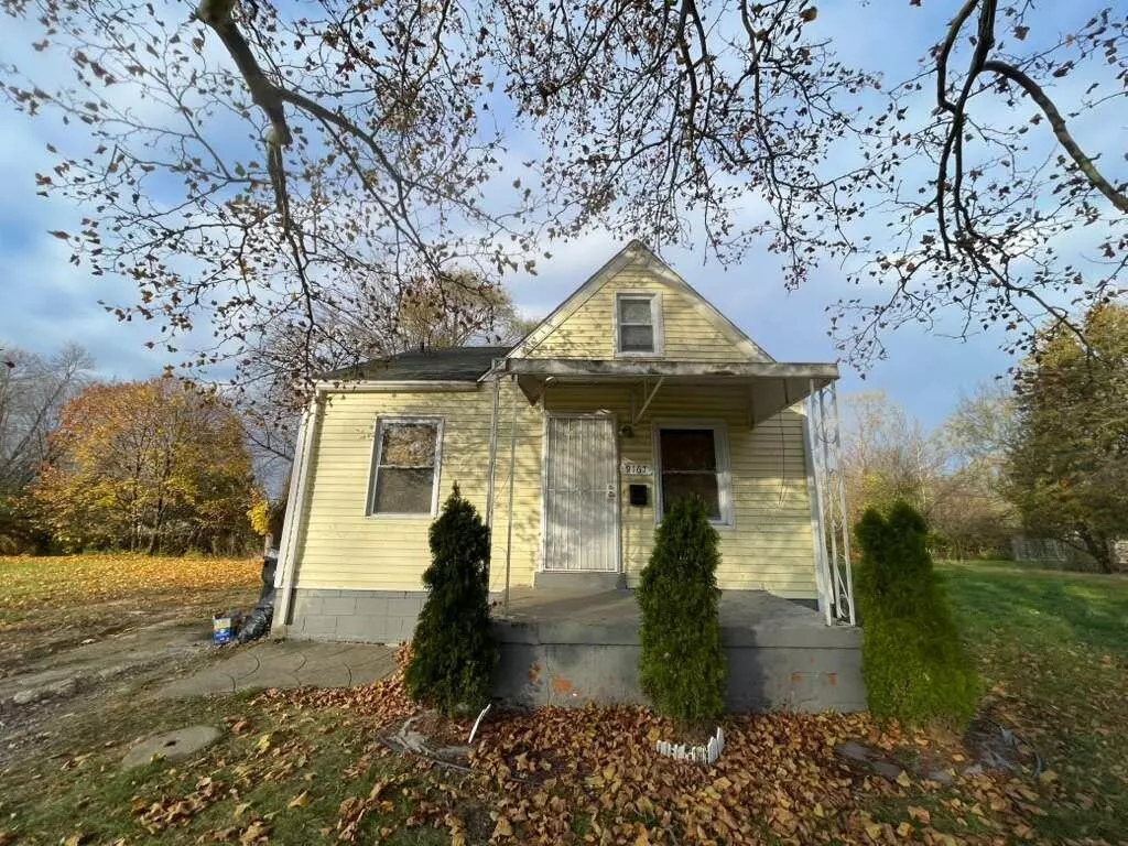 Detroit, MI 48228,9167 Grandmont AVE