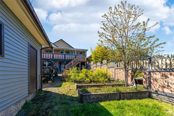 Nanaimo, BC V9R 4Y3,18 Gillespie St S