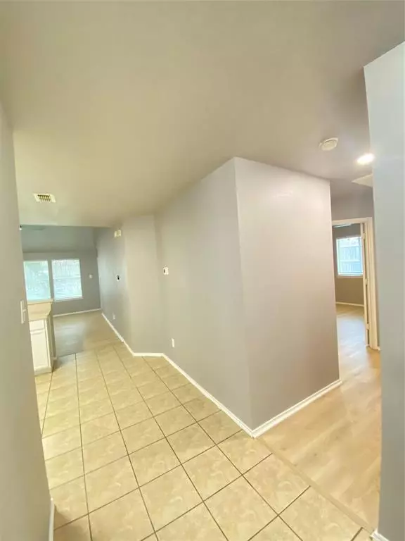 Dallas, TX 75236,6928 Clark Vista Drive