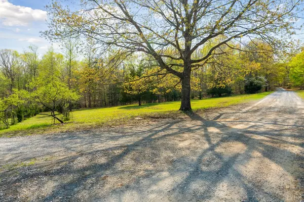 Rustburg, VA 24588,593 Chinkapin RD